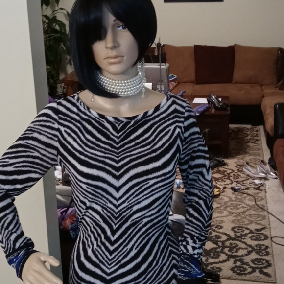 Michael Kors zebra 🦓 pattern dress - Picture 2 of 12